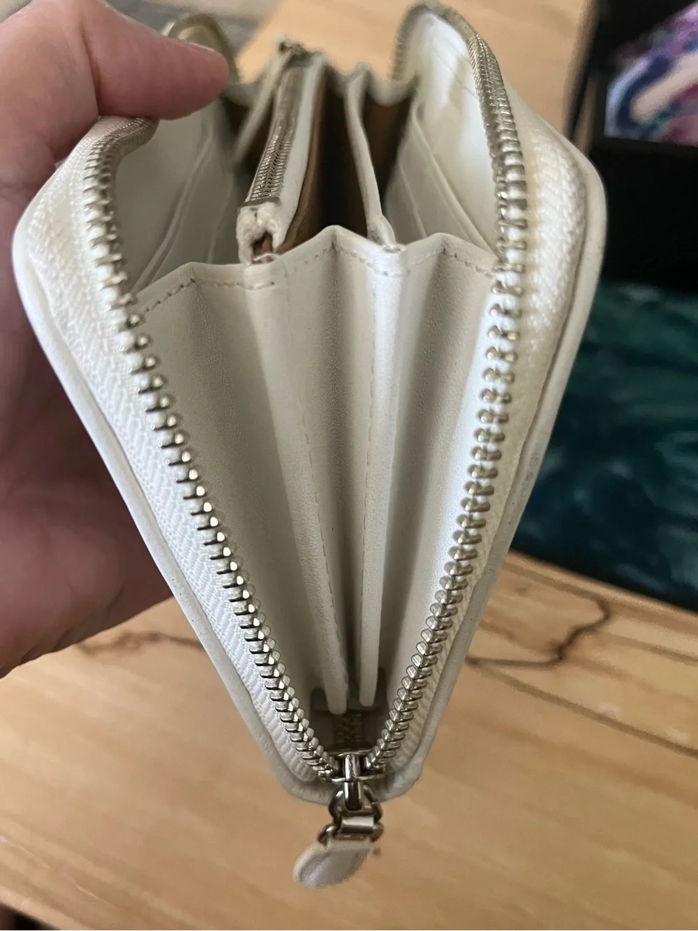 Ralph Lauren White Leather Women's Zip around wallet